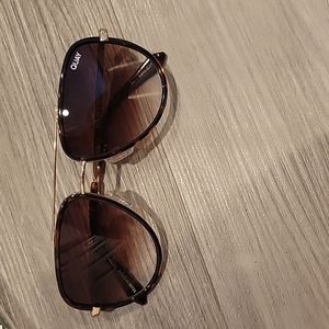 NWOT Quay All In Tortoise Sunnies